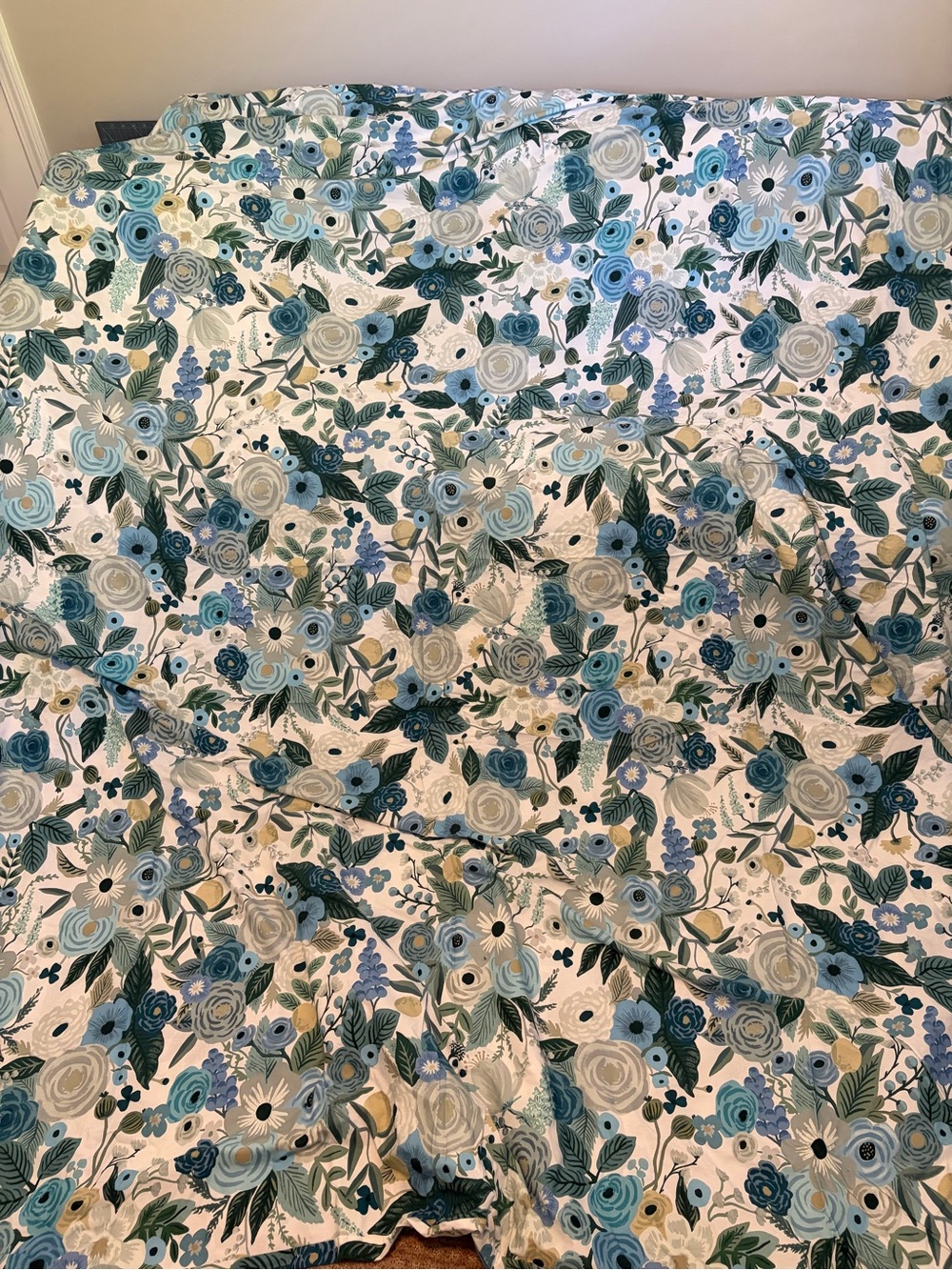 Rifle Paper Co- Blue Garden Party- Queen Duvet cover with 4 standard pillowcases